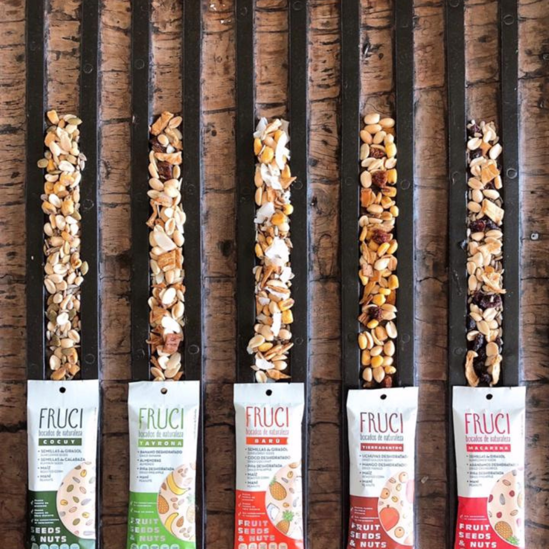 FruciNuts Surtidas Caja x 25 unidades de 35g (Mezclas de frutas, nueces y semillas)